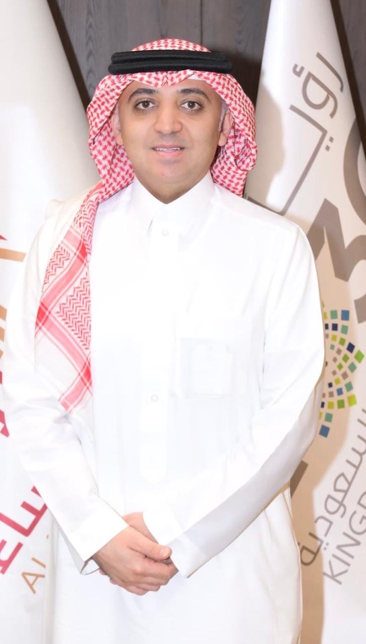 «العويفير» يحصل على الماجستير في الإعلام والعلاقات العامة من الجامعة الأهلية بالبحرين