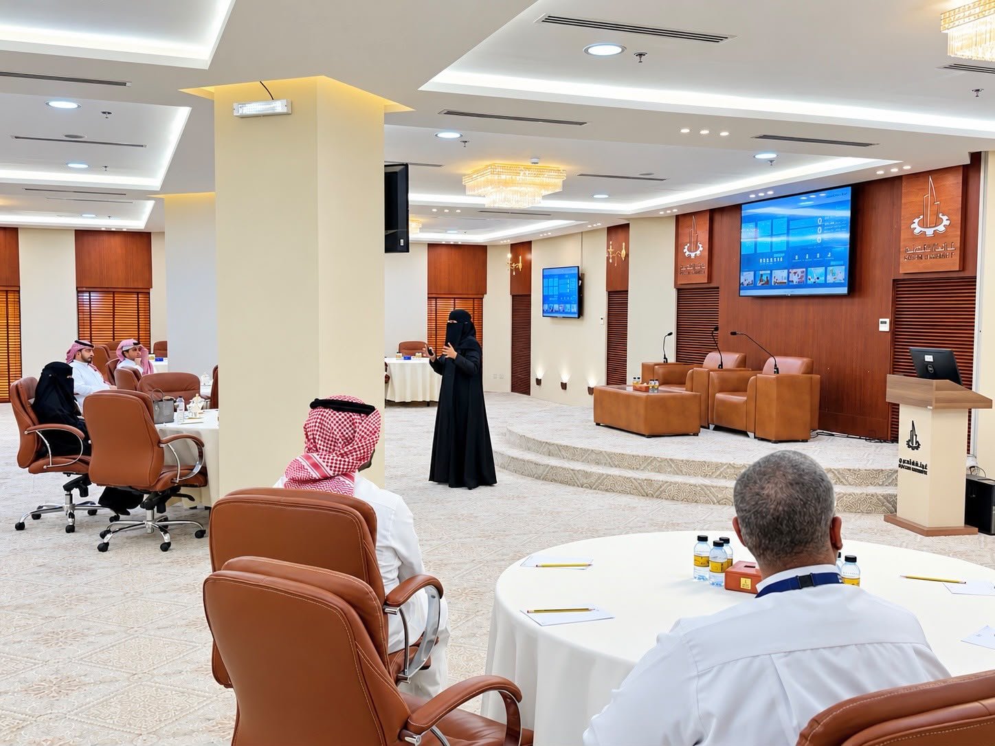 Business and projects: from ideas to impact